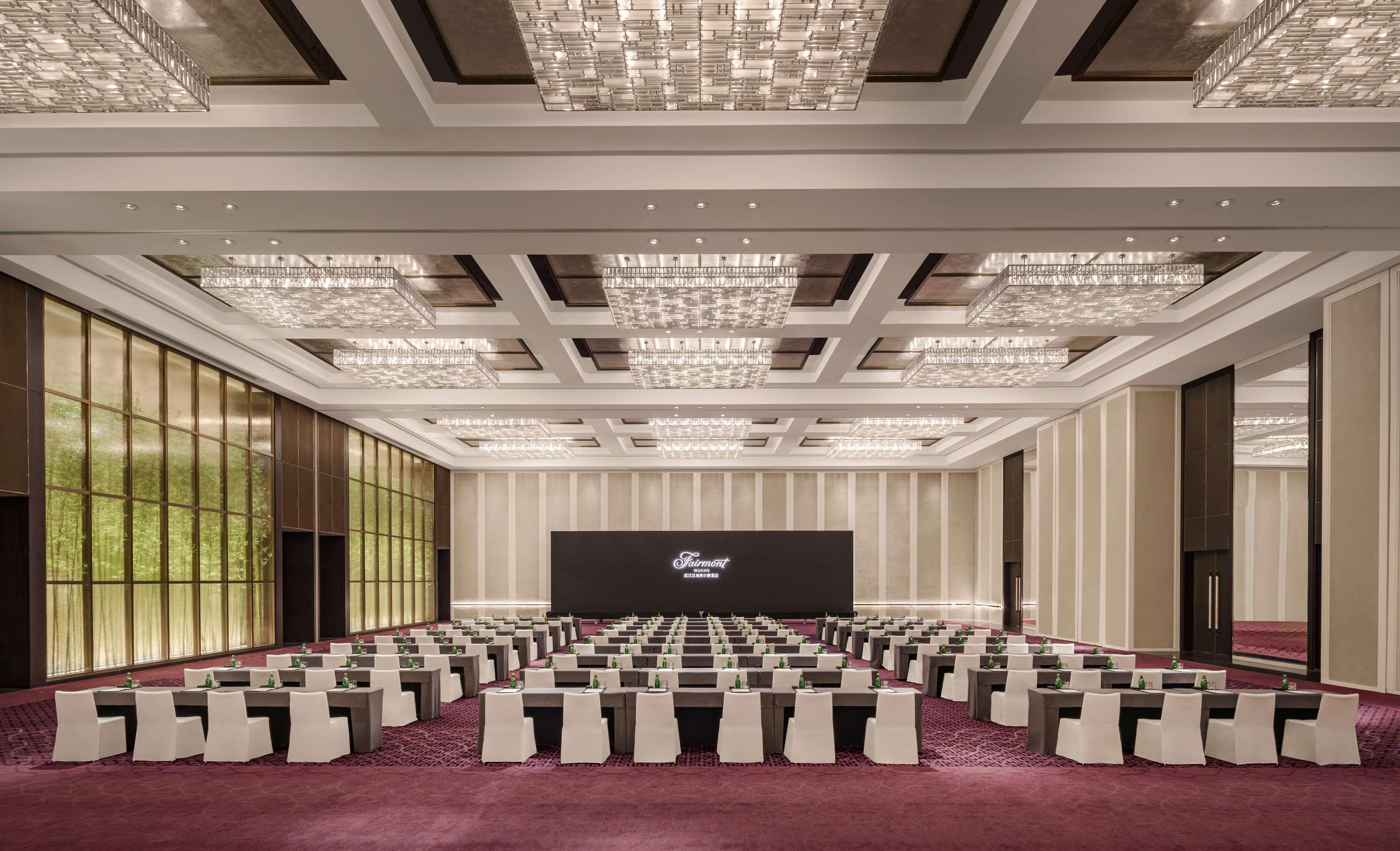 Fairmont Ухан Екстериор снимка