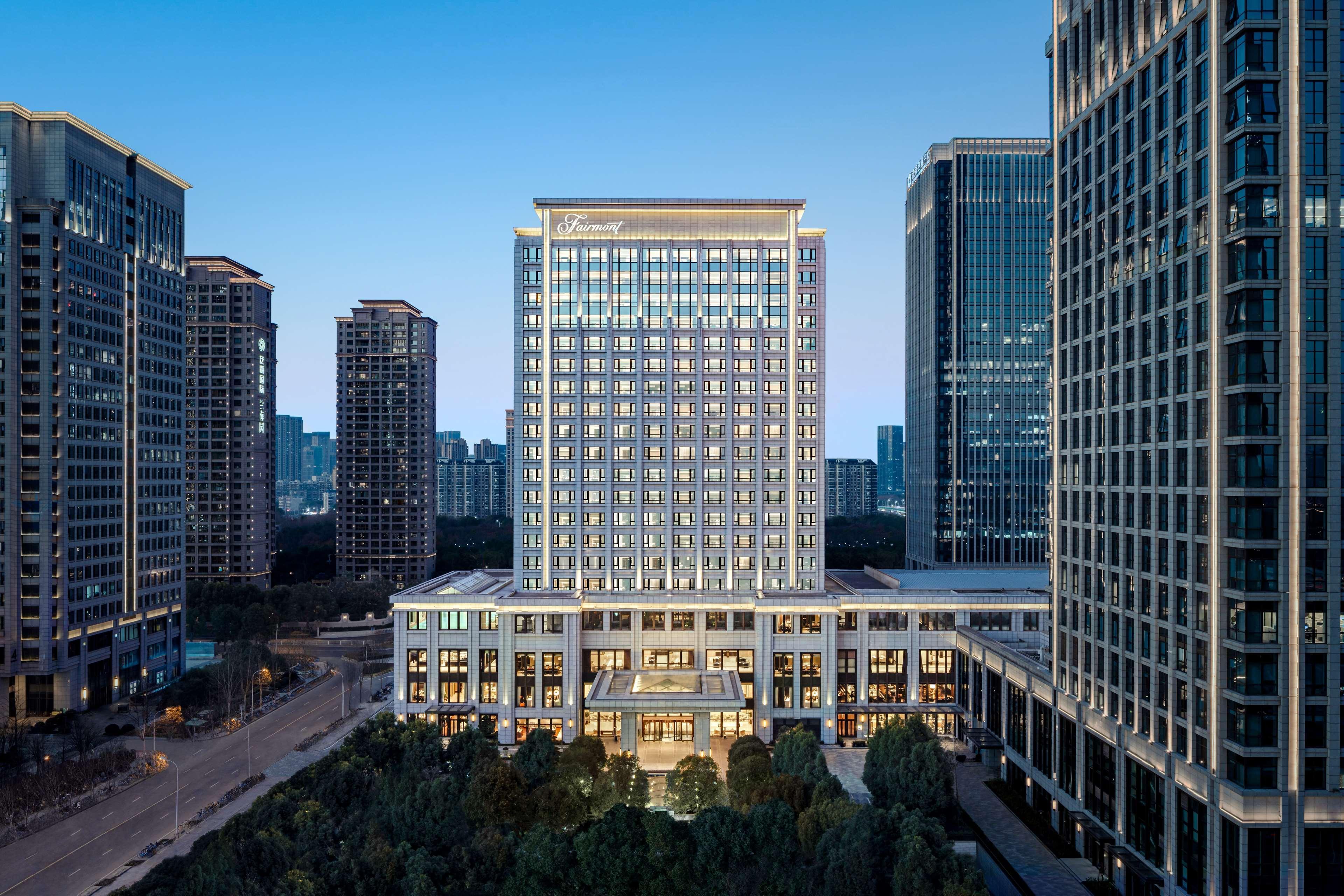 Fairmont Ухан Екстериор снимка