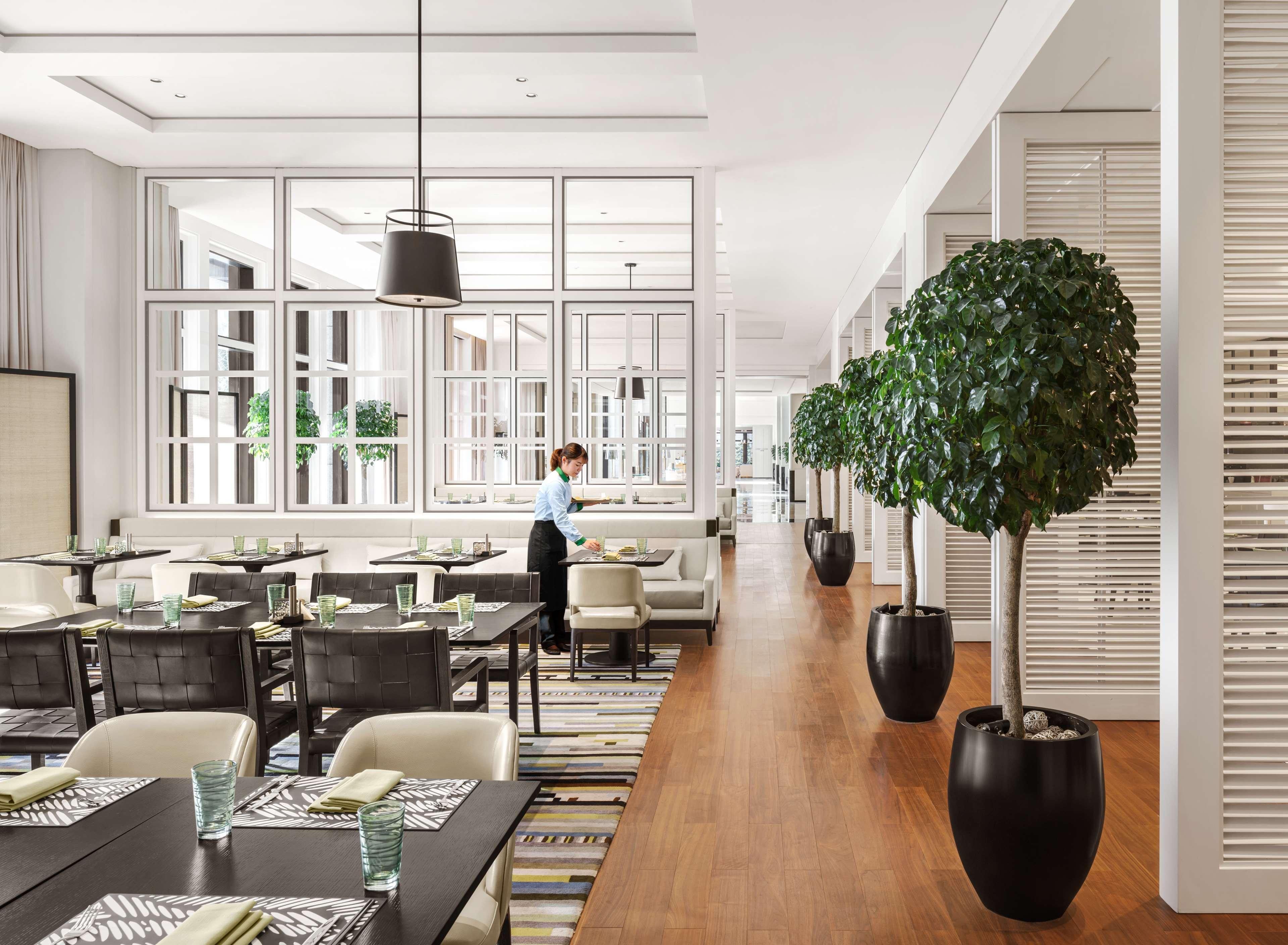 Fairmont Ухан Екстериор снимка